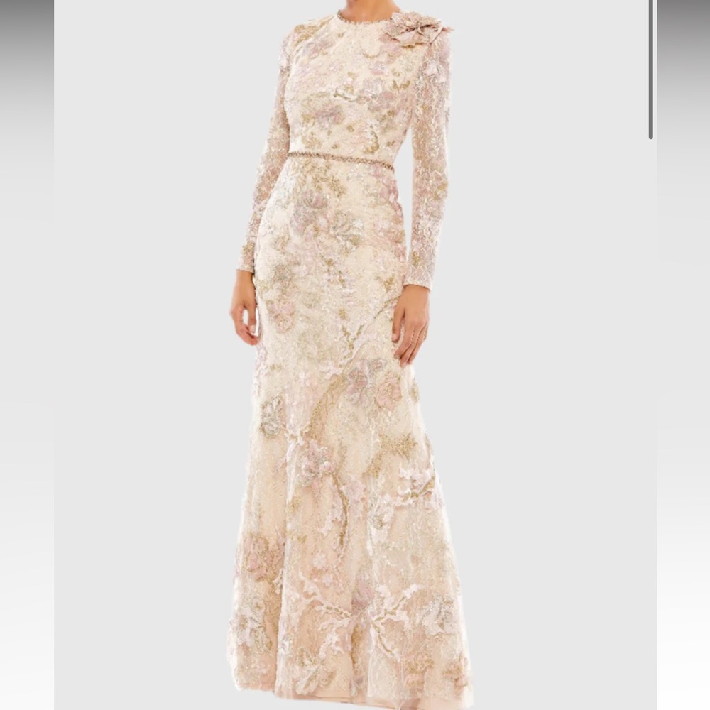 Mac Duggal Floral Embroidered Lace Trumpet Gown in Blush
